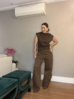 Calça Jeans, com bolsos cargo