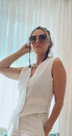 Colete Avulso Risca de Giz Rebecca na internet