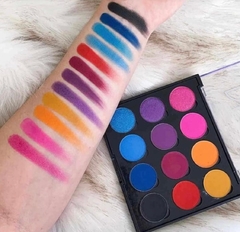 Paleta de sombras #Canseideserbege na internet