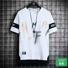 Camiseta estampada de manga curta masculina - comprar online