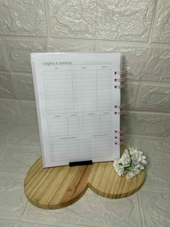 Imagem do AGENDA 1 DIA POR FOLHA DATADA BRILHO simples