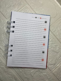 Agenda escolar só com linhas na internet