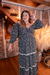 VESTIDO LONGO FLORIDO MANGA LONGA PLUS - comprar online
