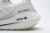 Adidas Ultraboost 21 Crystal White na internet
