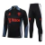 Conjunto Manchester United Treino 24/25 - Masculino Adidas - Preto com detalhes em cinza