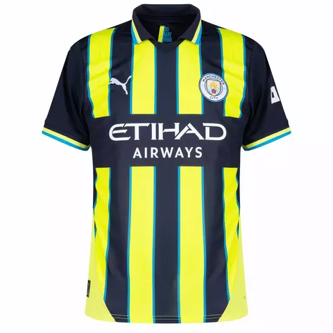 Camisa do Manchester City III 24/25 versão torcedor, nas cores verde e azul, com listras verticais e logotipo da Puma. camisa manchester city verde