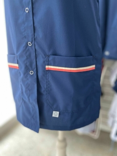 Poncho Crisantemo azul marino en internet