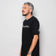 Camiseta Champion Script Metal Tecido Meia Malha Fino - comprar online
