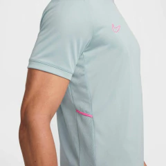 Camiseta Nike Academy na internet