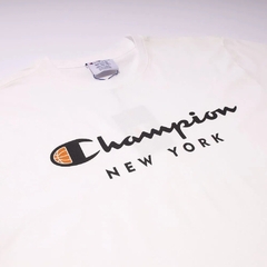 Camiseta champion ms script new york - comprar online