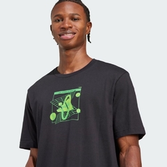 Camiseta Adidas estampada Retrô Futurism - comprar online