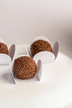Brigadeiros - 4 unidades - comprar online