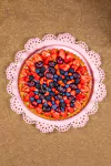 Torta de Frutas Vermelhas e Creme Diplomata