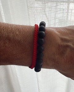Pulsera elastizada de piedra volcánica