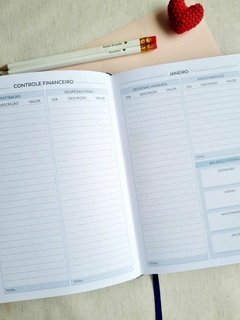 Planner Flores e Livros 2025