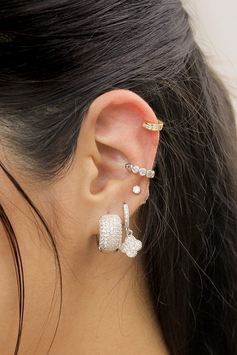 Argola cravejada - Modelo Camila