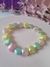 Pulseira de conchinhas coloridas