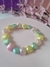 Pulseira de conchinhas coloridas na internet