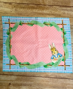 Conjunto Americano de Páscoa com guardanapo Rosa na internet