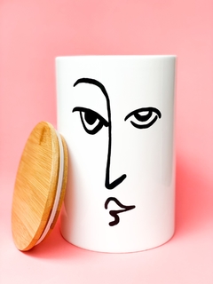 Pote hermético Faces Homem - comprar online
