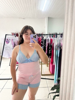 Short doll Aurora na internet