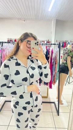 Pijama Coração preto na internet