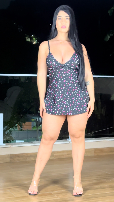 camisola preta corações