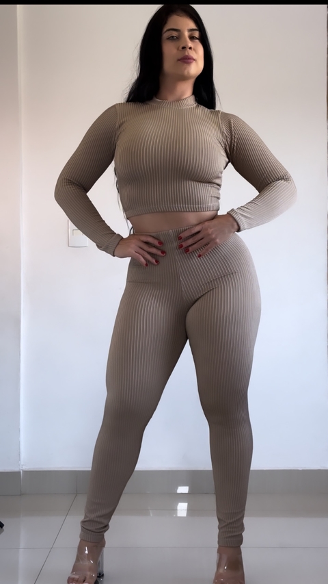 conjunto nude