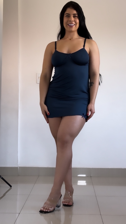 camisola azul marinho