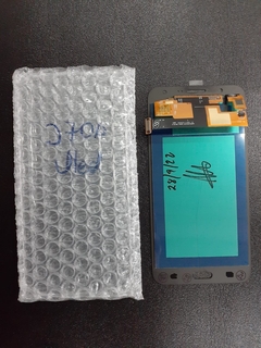 J700 DORADO OLED - comprar online