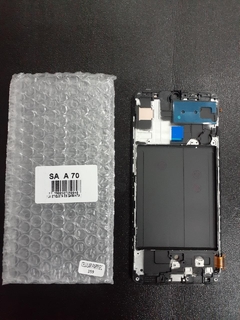 A70 OLED C/M PANTALLA SMALL SIZE - comprar online
