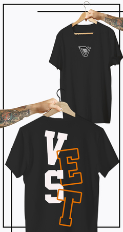CAMISETA USEVEST STREETWEAR UNIVERSITY - comprar online