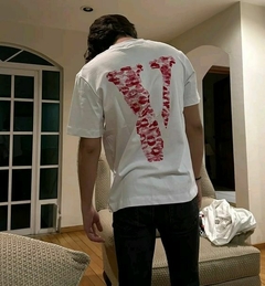 CAMISETA KISSES INICIAL