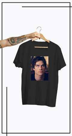 CAMISETA DAMON EYES - comprar online