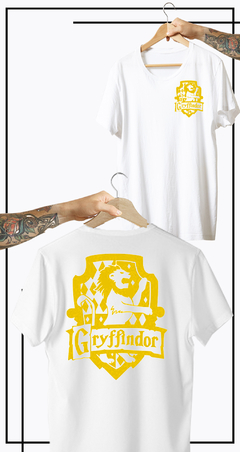 CAMISETA GRIFINORIA BRASÃO COSTAS - comprar online