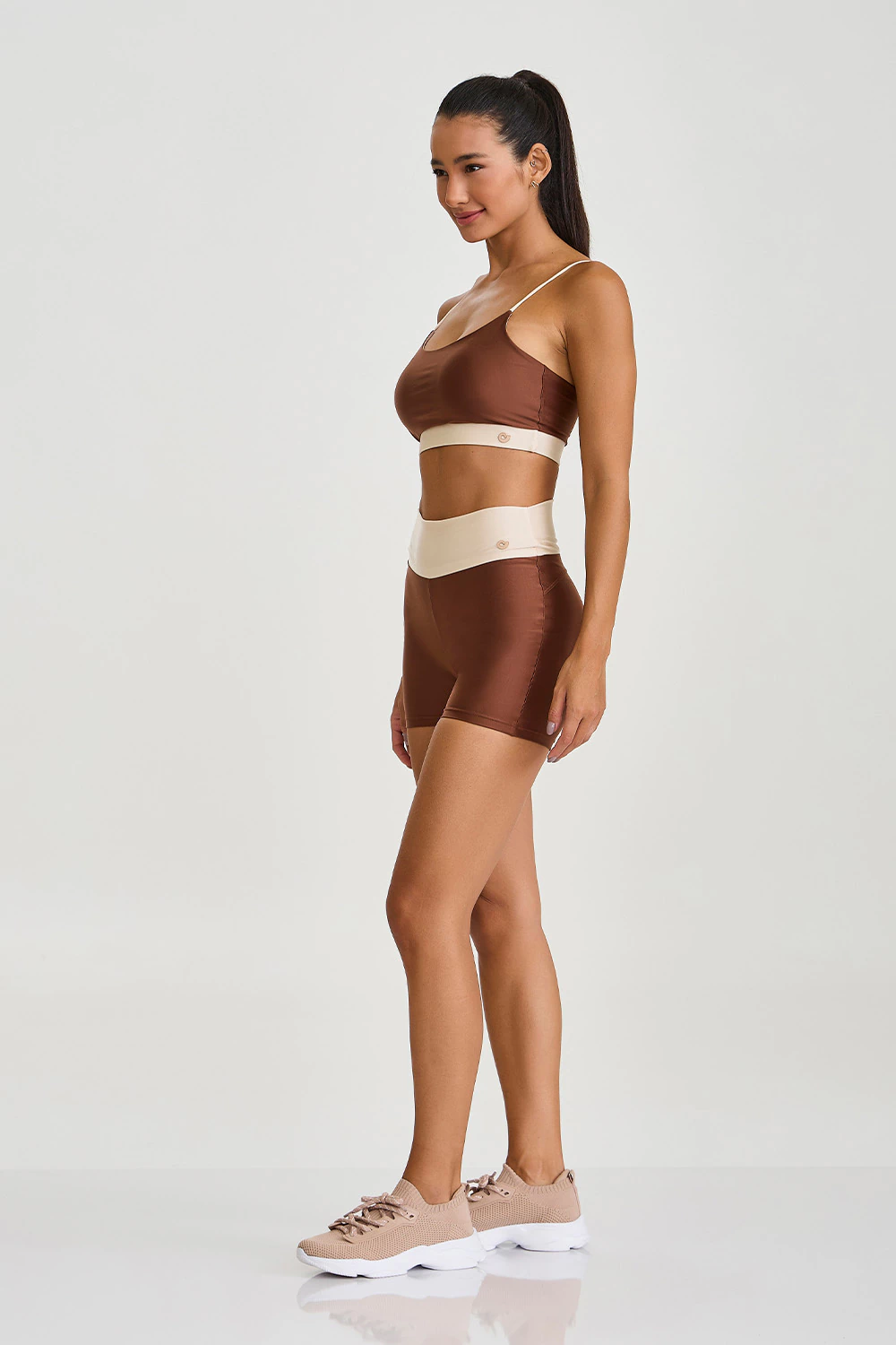 MINI SHORT EMPINA BUMBUM ATLETIKA BICOLOR / MARROM CAPUCCINO / M