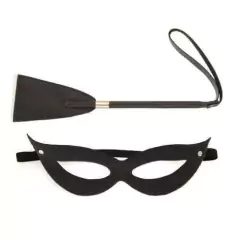 Máscara e chibatinha Tiazinha cor Preto