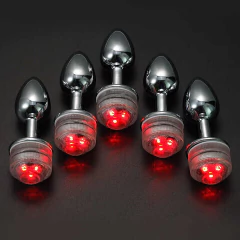 Plug anal feito em alumínio (7 x 2,8 cm) com luz LED e controle remoto