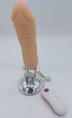 Pênis 20 x 4 cm com 12 modos de Vibração em Cyber Skin Bege com Ventosa - Chuck Vibration 9.5''