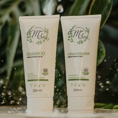 SHAMPOO E CONDICIONADOR NATURAL E VEGANO – ÓLEO DE PRACAXI na internet
