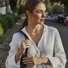COLAR COM CRISTAIS REDONDOS DISPERSOS BANHADO A OURO - comprar online