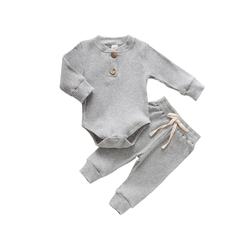 Conjunto infantil bebê 2 peças. Body manga longa e calça