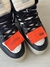 Imagem do TÊNIS OFF-WHITE OFF COURT PRETO COM LARANJA