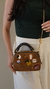 BOLSA CHLOÉ MINI DARIA CHAIN BAG CARAMELO na internet