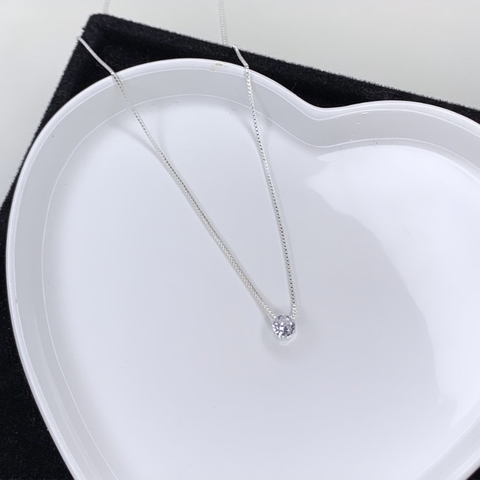 Colar ponto de luz redondo