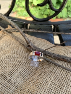 Anel Prata 925 Quadrado com Pedra de Zircônia - COD 124/125 na internet