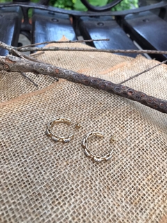 Brinco Argola Aberta com Elos Cravejados de Zircônia - COD 11833