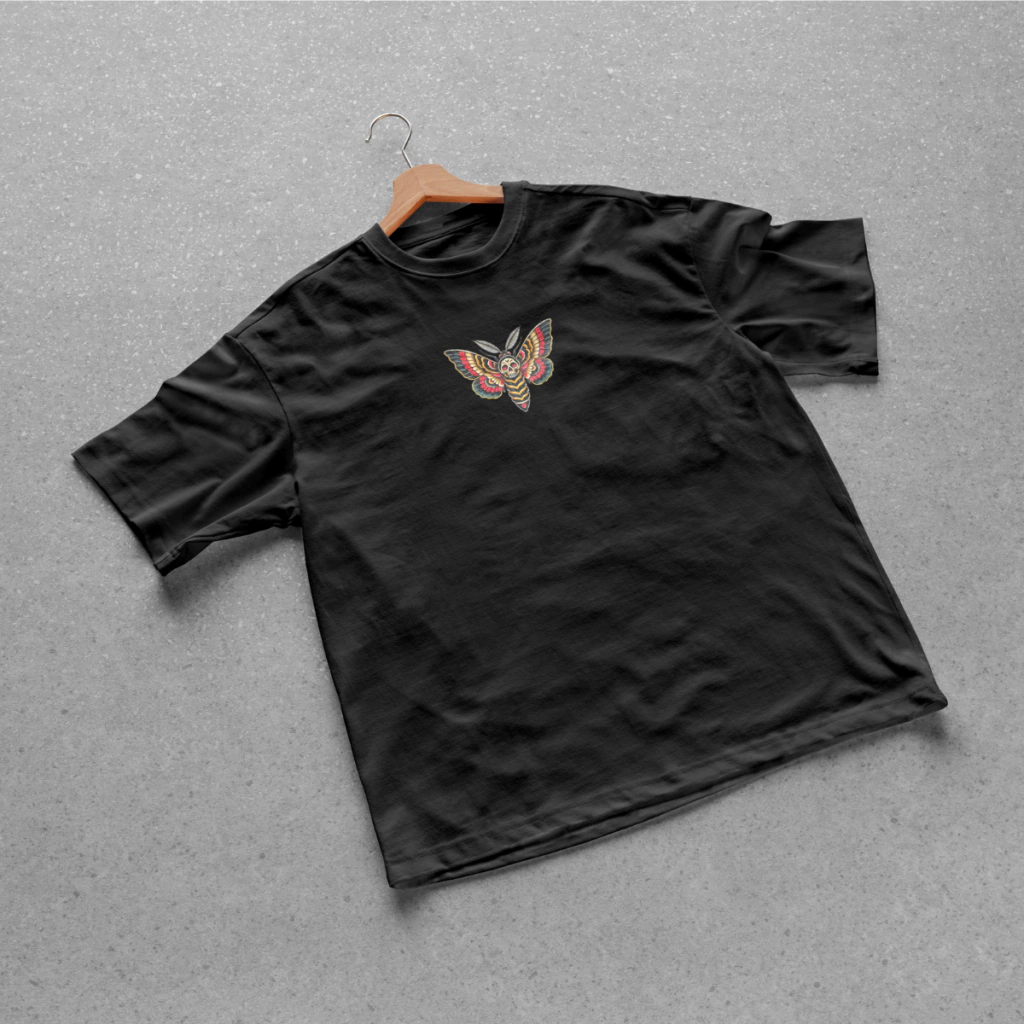 Camiseta Oversized Old Borboleta - Preta