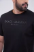 Camiseta D&G nome em alto relevo - comprar online