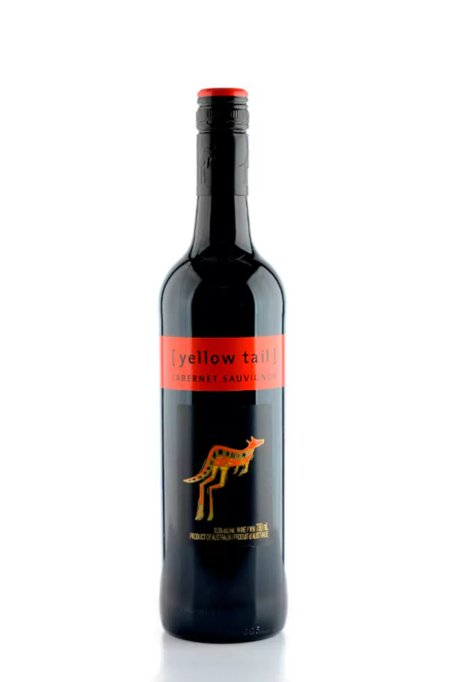 Vinho Yellow Tail Tinto Meio Seco Austrália Cabernet Sauvignon 750ml